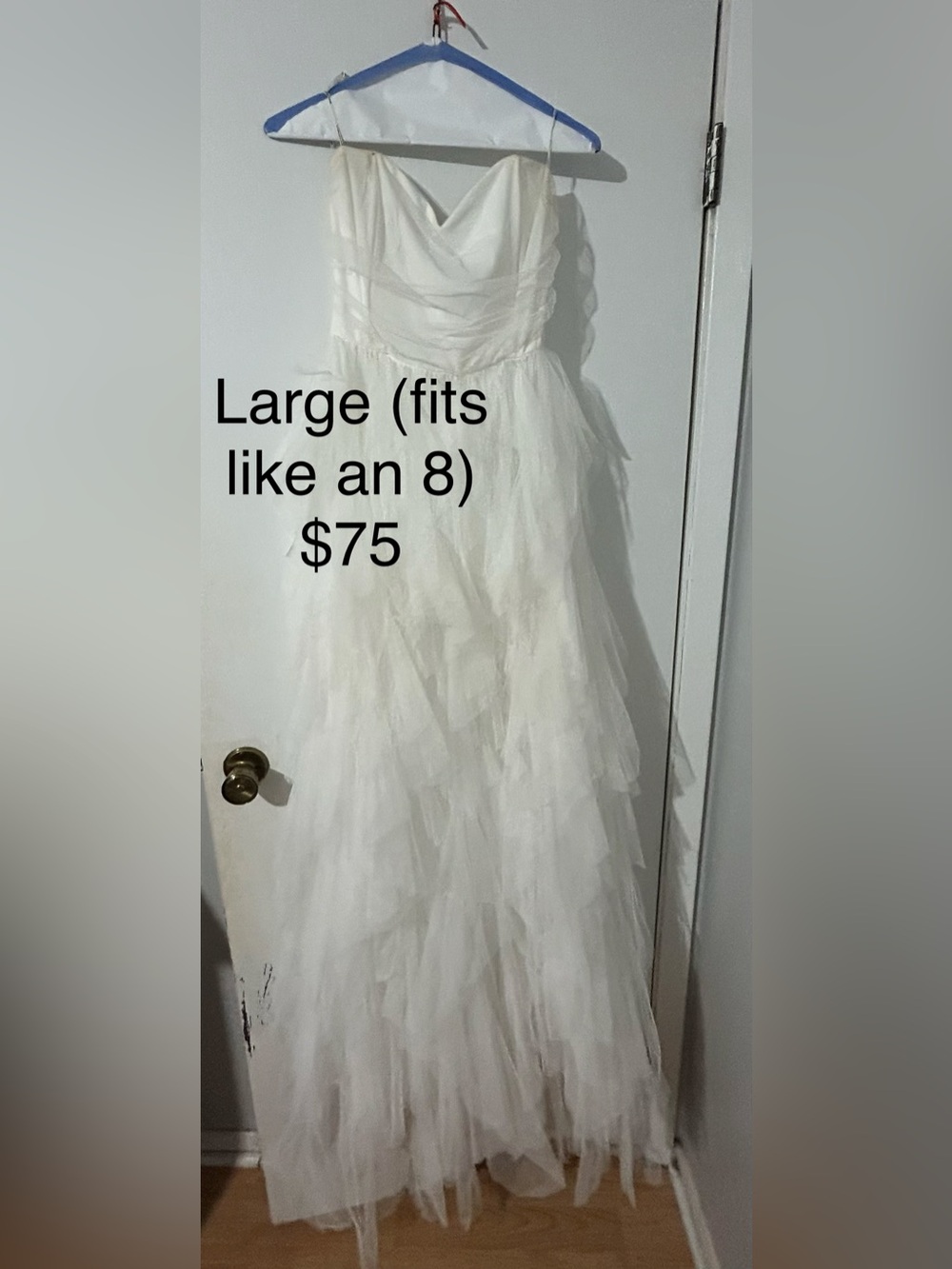 White Women's Tiered Tulle Skirt - Elegant Bridal-Inspired Style